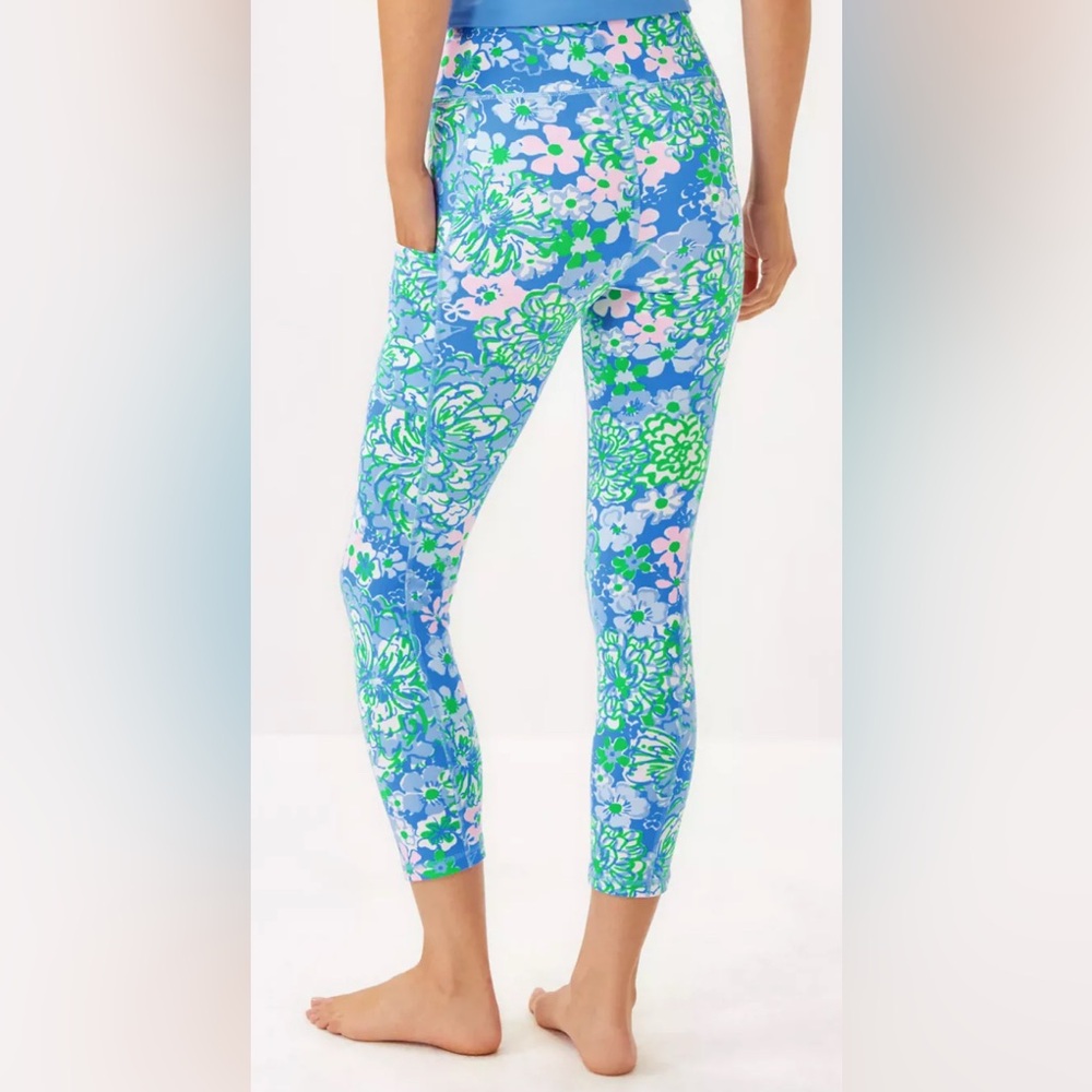 NWOT [Lilly Pulitzer] Luxletic High Rise Weekender Mid Floral Leggings Womens XS - Picture 3 of 15